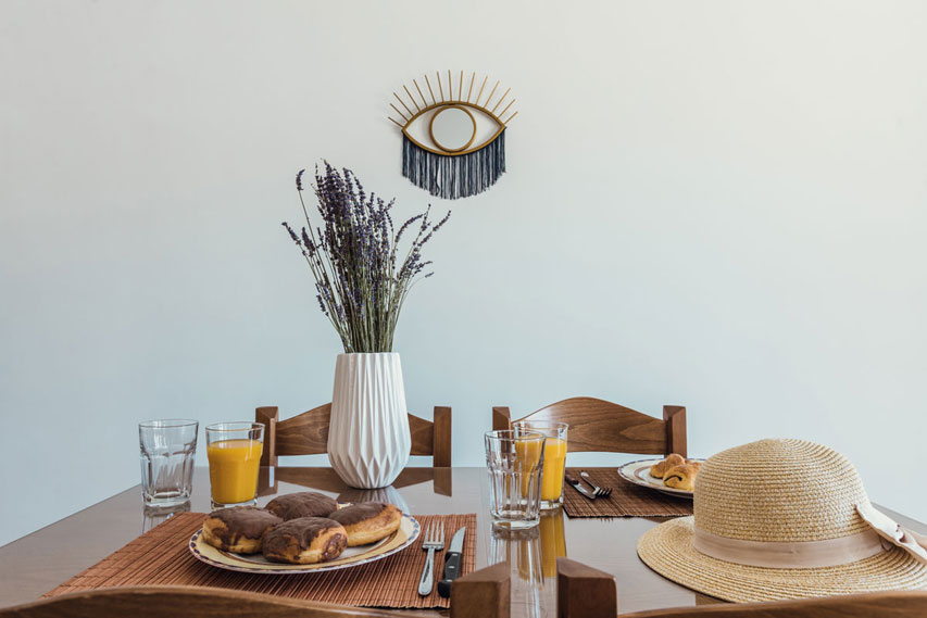 Naxian Asset Άγιος Αρσένιος - Τραπέζι φαγητού