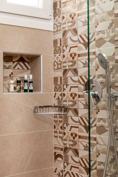 Naxian Asset Άγιος Αρσένιος - Μοντέρνο μπάνιο