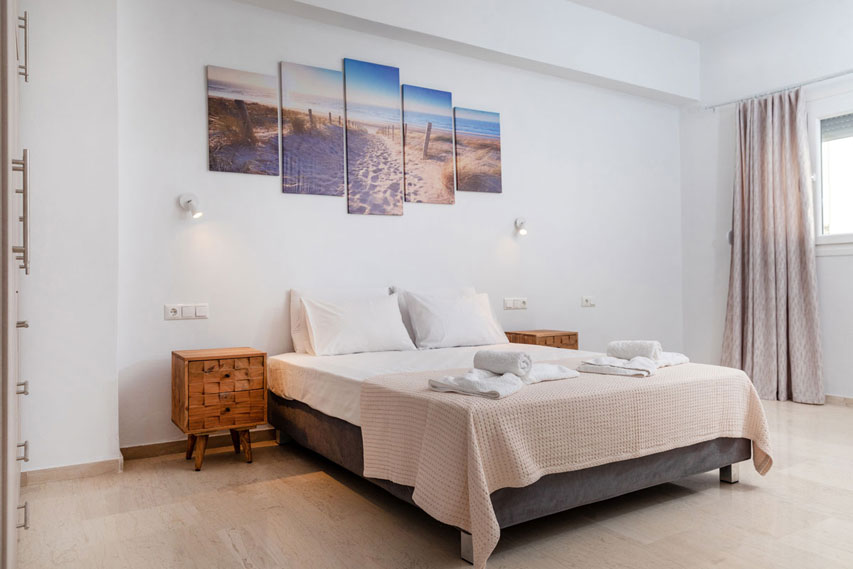 Naxian Asset Άγιος Αρσένιος - Υπνοδωμάτιο με διπλό κρεβάτι