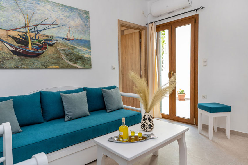 Naxian Asset Χώρα - Καθιστικό